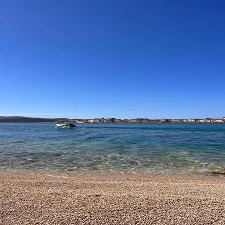 Apartment In Brodarica Near Beach & Krka Park Lägenhet Brodarica (Sibenik-Knin)